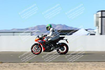 media/Jan-09-2022-SoCal Trackdays (Sun) [[2b1fec8404]]/Front Straight Speed Shots (1pm)/